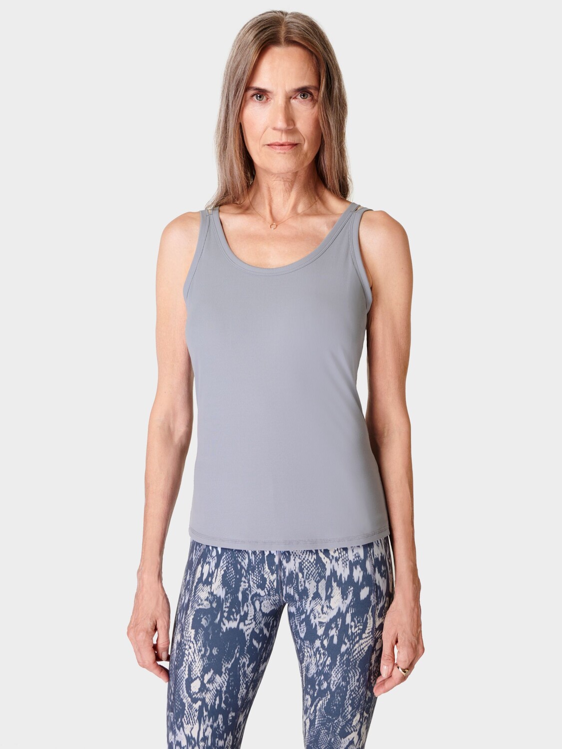 

Майка с двумя ремешками Soft Sculpt Rib Sweaty Betty, нейтральный поток серый