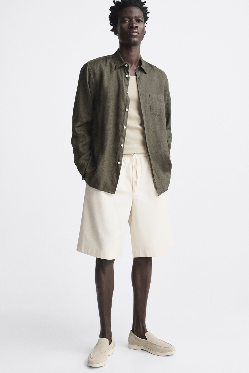 

Спортивные лоферы из замши с разделками Zara, экрю белый
