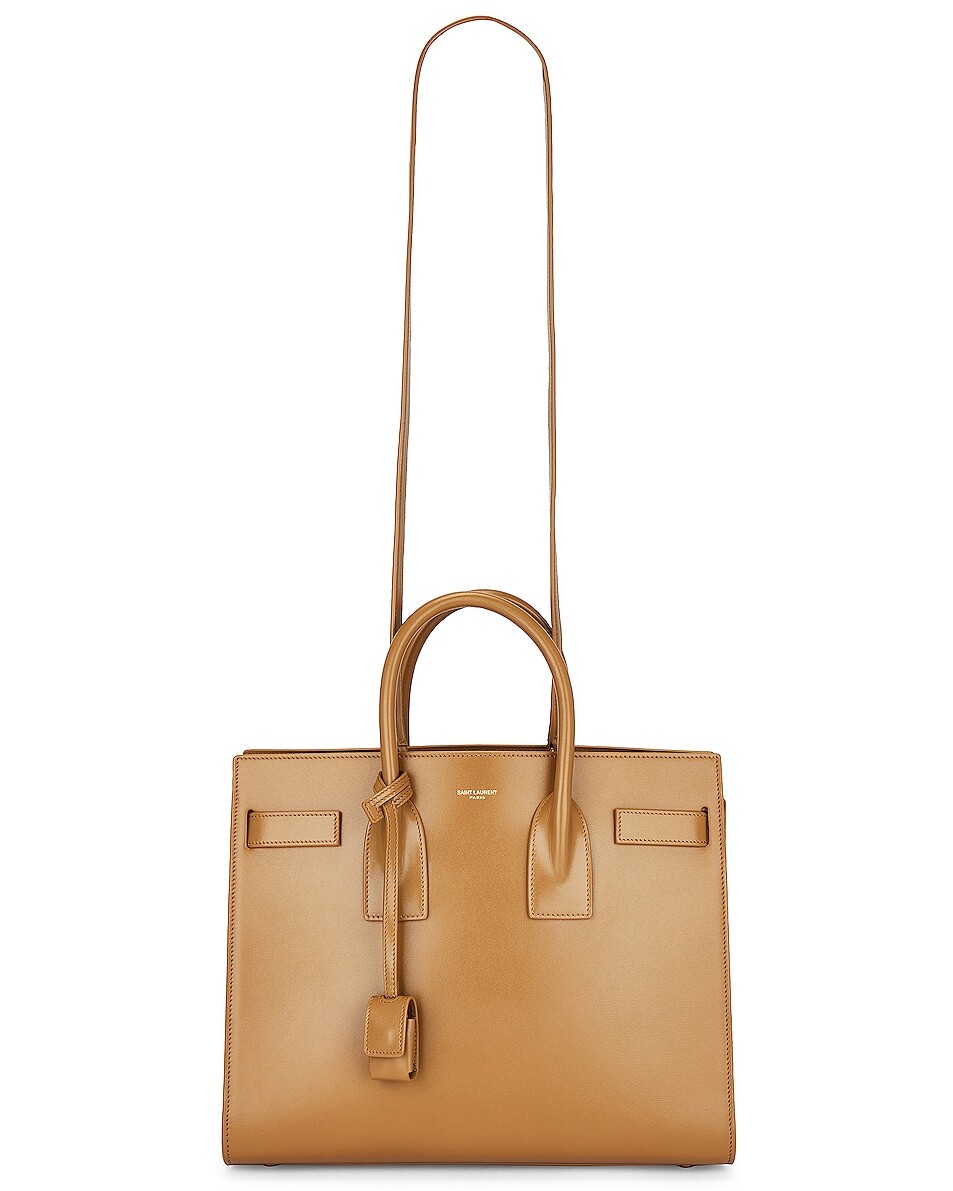 

Сумка кросс-боди Saint Laurent Small Sac De Jour, цвет Cappuccino