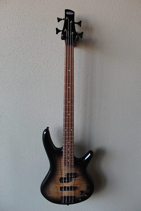 

Абсолютно новая электрическая бас-гитара Ibanez Gio GSR200SM - Natural Grey Burst