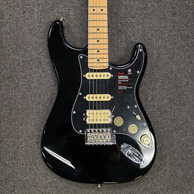 

Fender American Performer Stratocaster HSS — черный