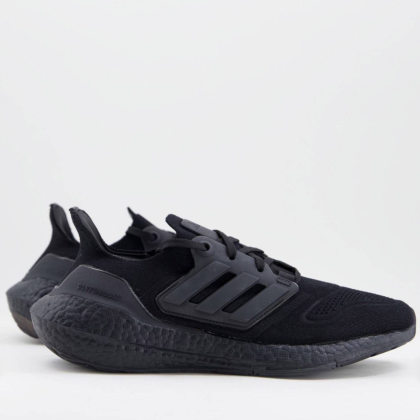 Кроссовки Adidas Running Ultraboost 22, black (Размер 42.5 RU) цена и фото