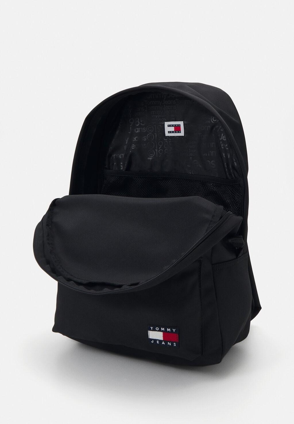 

Рюкзак Essential Dome Backpack Unisex Tommy Hilfiger, черный