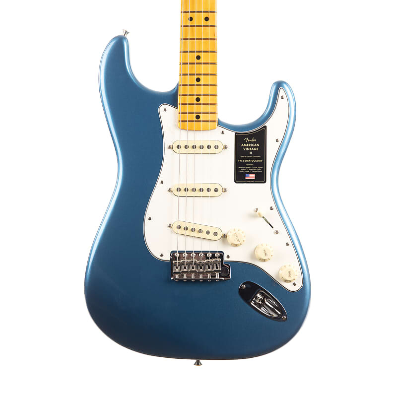 

Fender American Vintage II 1973 Stratocaster Maple — синий Лейк-Плэсид Fender American II Stratocaster Maple -