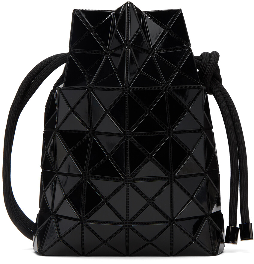 

Черная маленькая сумка через плечо с отворотом Bao Bao Issey Miyake