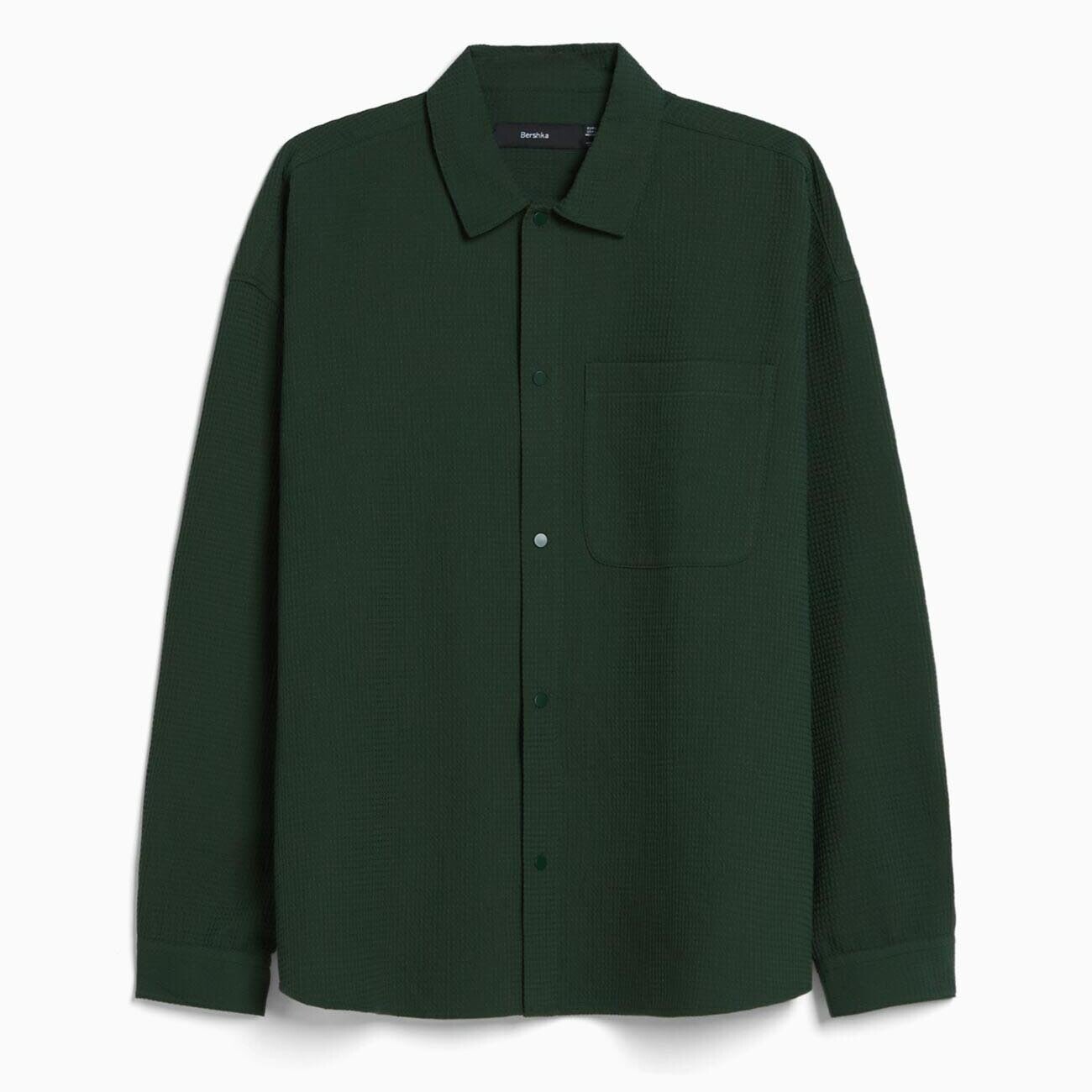 

Рубашка Bershka Long Sleeve Waffle-knit With Snap Buttons, зеленый
