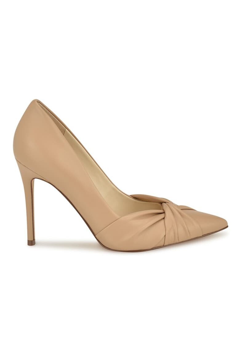 

Туфли Faiza с острым носком из экокожи Nine West, бежевый
