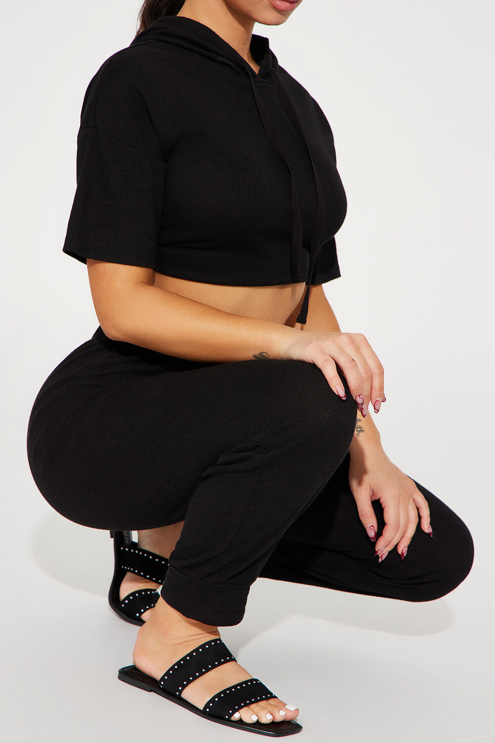 

Сандалии Fashion Nova 213253, черный