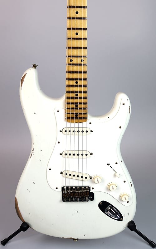 

Fender Custom Shop Fat '50s Strat Relic India цвета слоновой кости Shop Fat '50s Strat Relic India Ivory