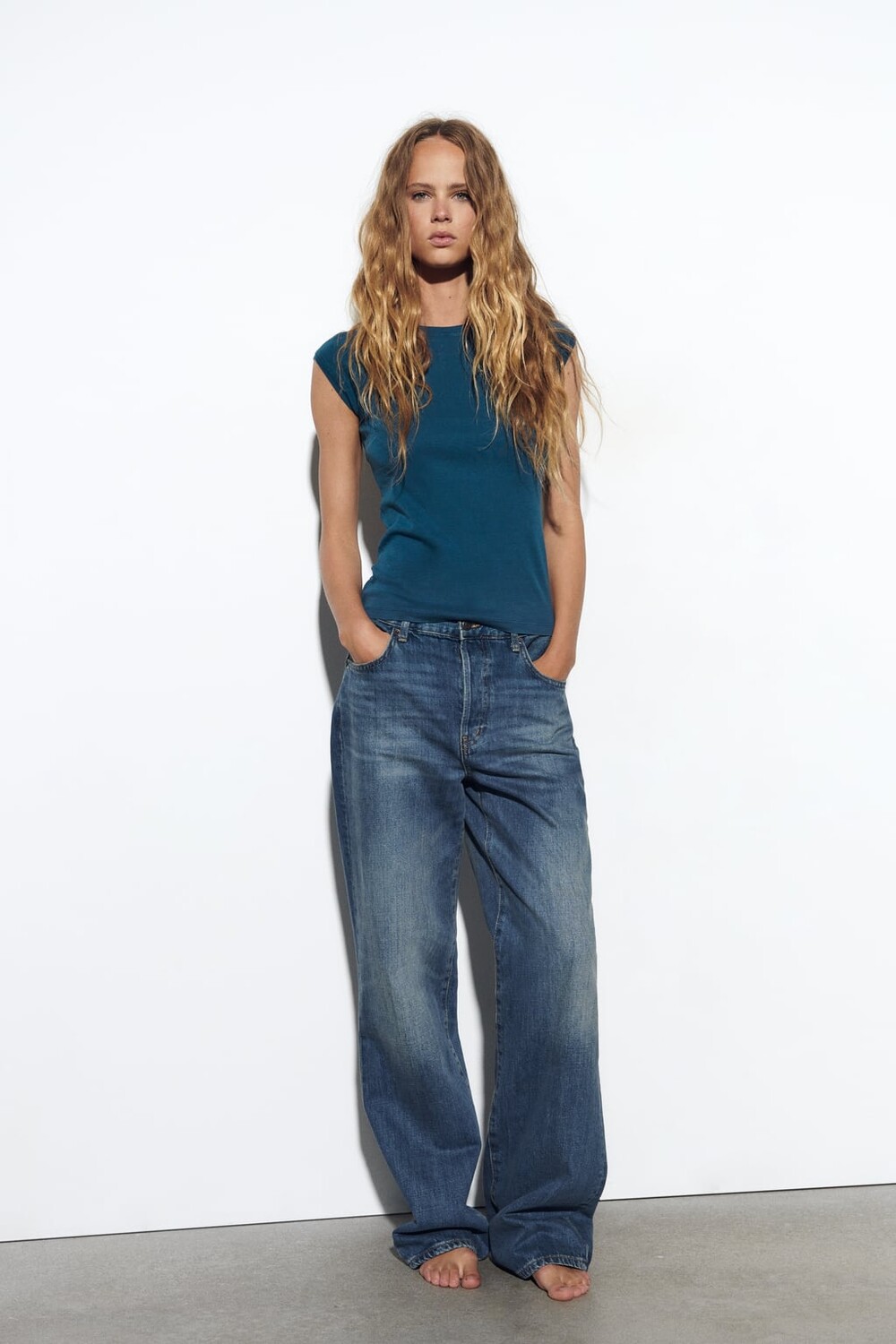

Футболка из хлопка с потерянным эффектом ZARA, синий