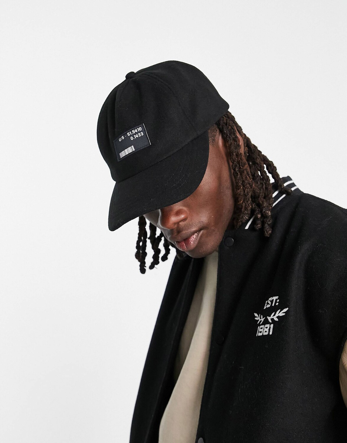 

Черная мягкая зимняя бейсболка с нашивкой ASOS DESIGN