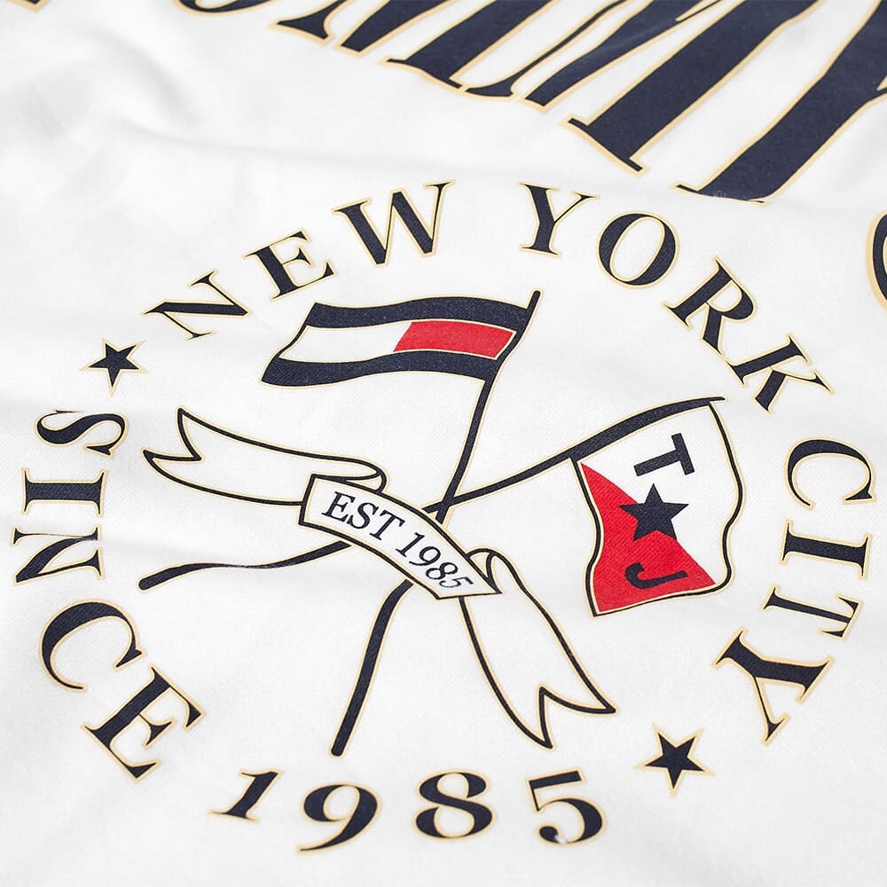 

Толстовка Tommy Jeans Skater Prep Logo Crew Sweat