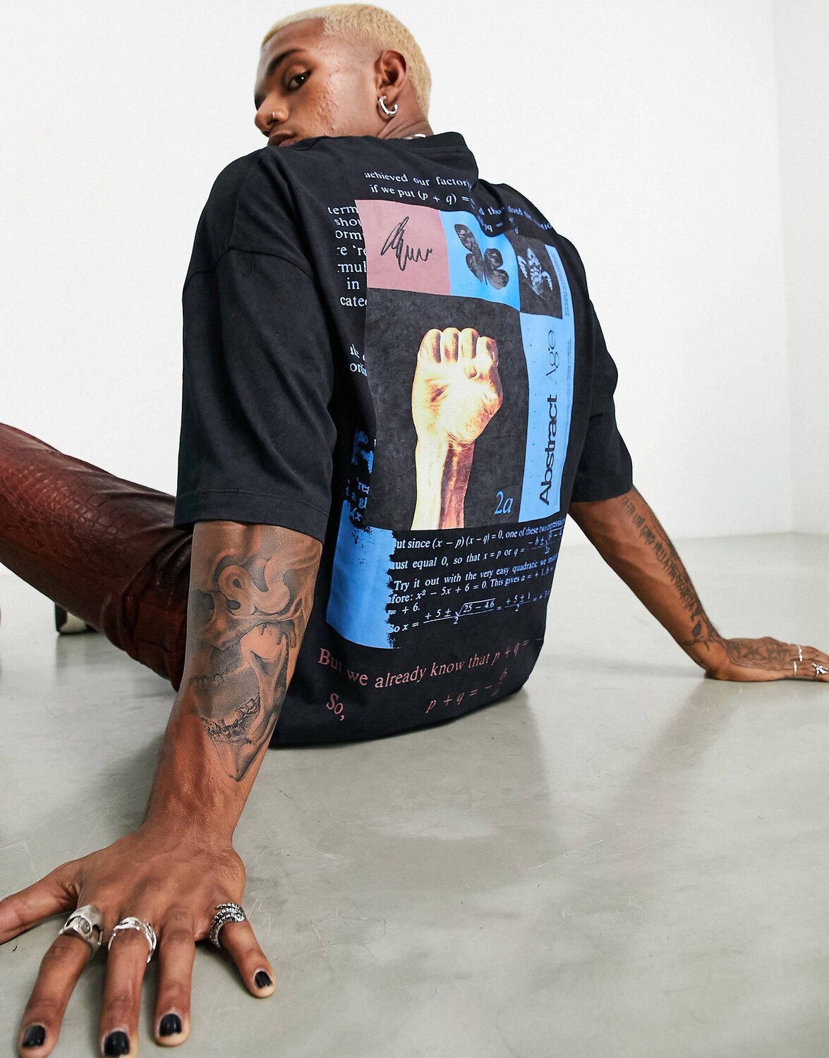 

Черная футболка оверсайз с фотографическим принтом на спине ASOS DESIGN