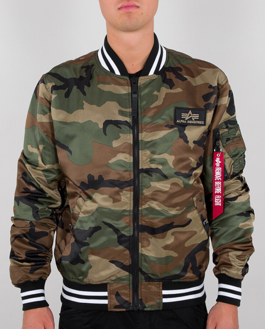 

Куртка Alpha Industries MA-1 LW Bulldogs Camo