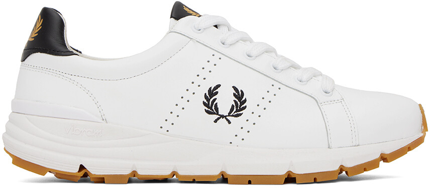 

Белые кроссовки B723 Fred Perry