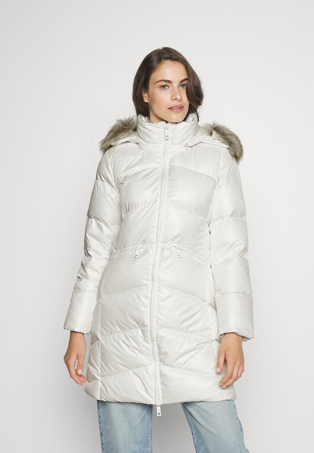 Пальто зимнее Calvin Klein, кремовый