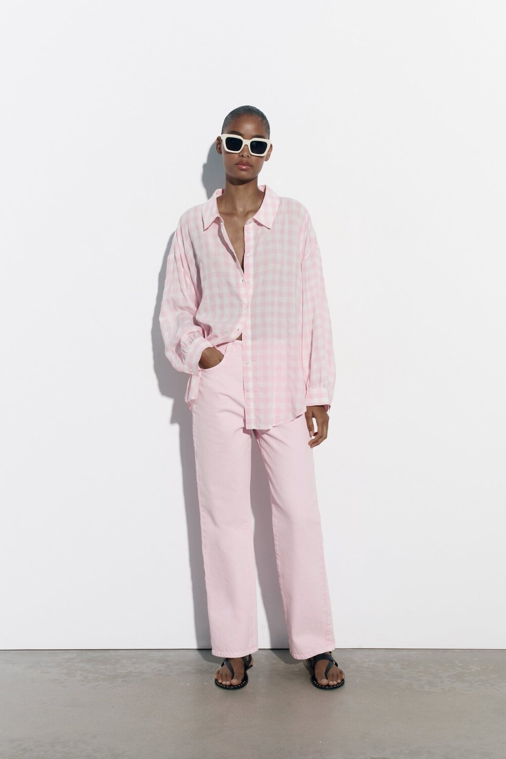 

Рубашка оверсайз в гингем ZARA, розовый/белый