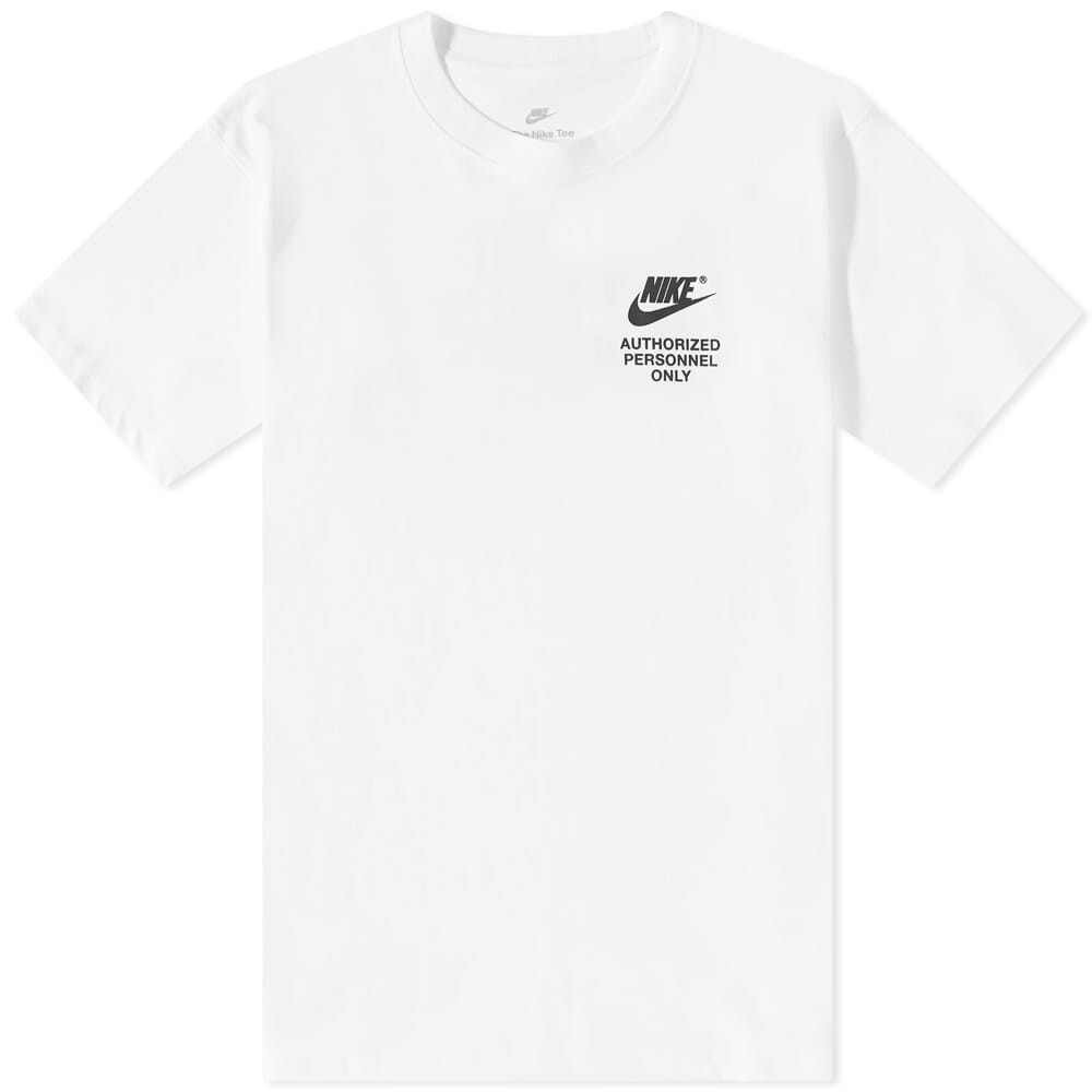 

Футболка Nike Authorised Tee