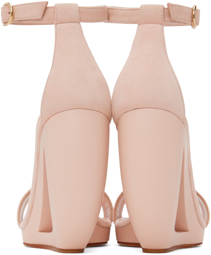 

Розовые сандалии Rocar Manolo Blahnik