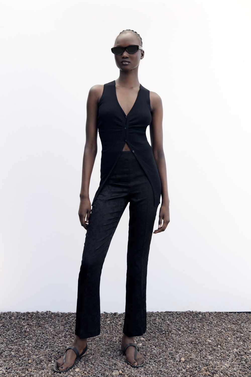 

Брюки из жаккарда ZARA, черный