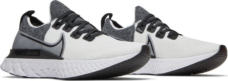 Nike flyknit react clearance black