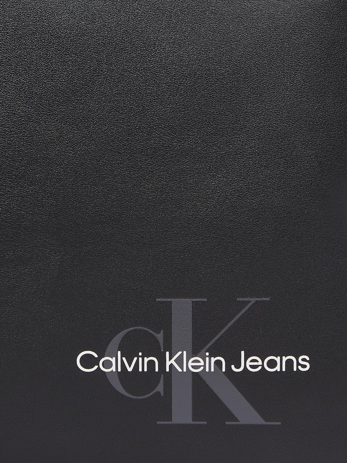 

Мужской рюкзак Calvin Klein из черного полиэтилена