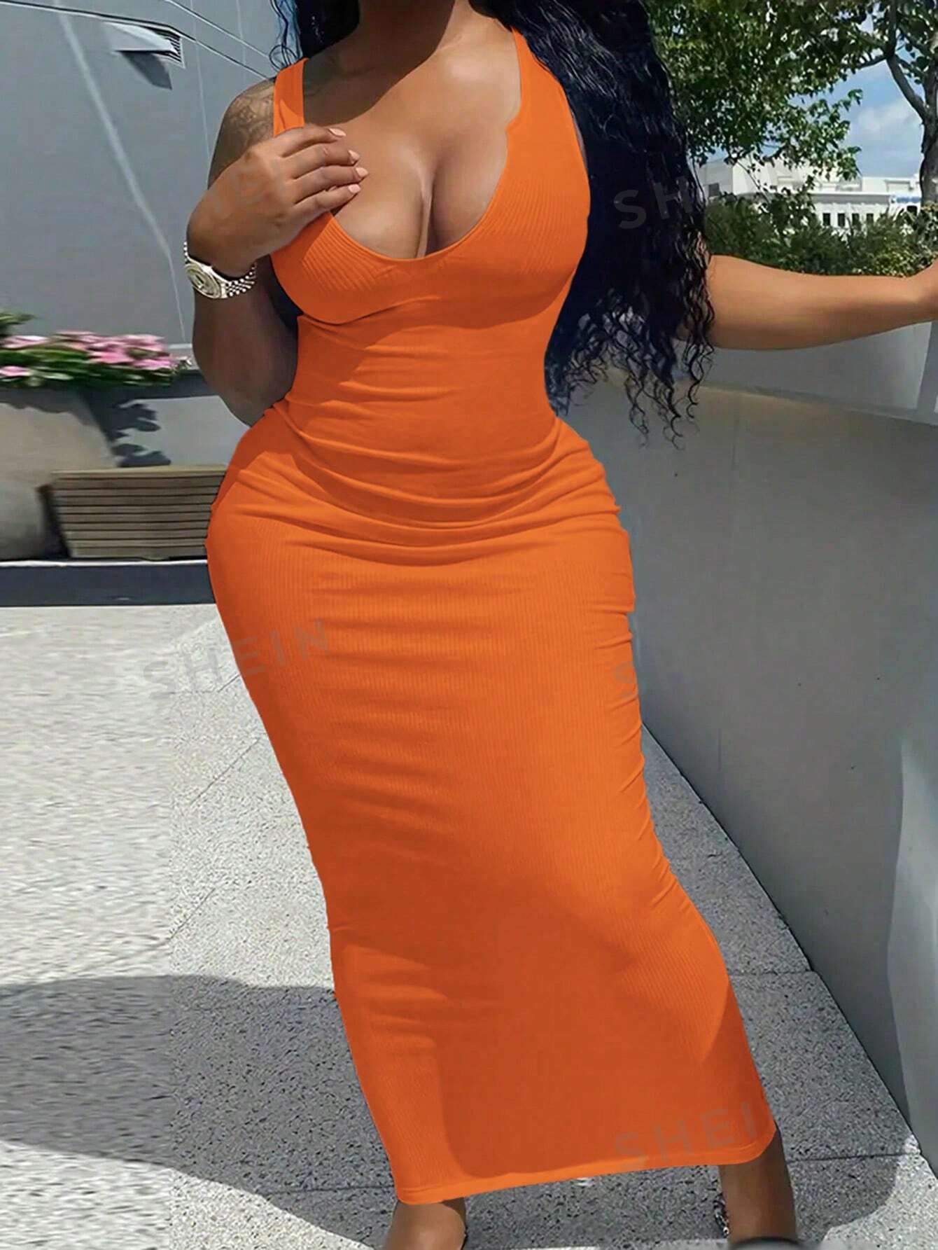 SHEIN Slayr женское однотонное облегающее платье без рукавов, апельсин женское облегающее вечернее однотонное платье без рукавов повседневное модное длинное платье до колена