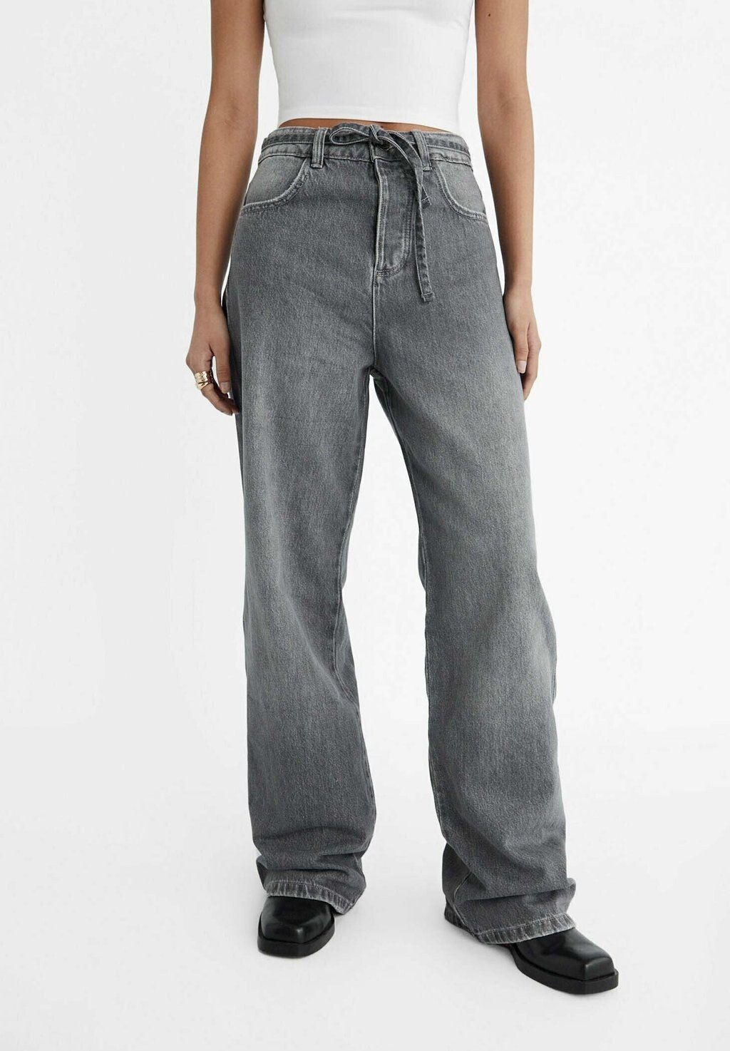 

Джинсы прямого кроя WIDE-LEG WITH DRAWSTRING Stradivarius, цвет black denim