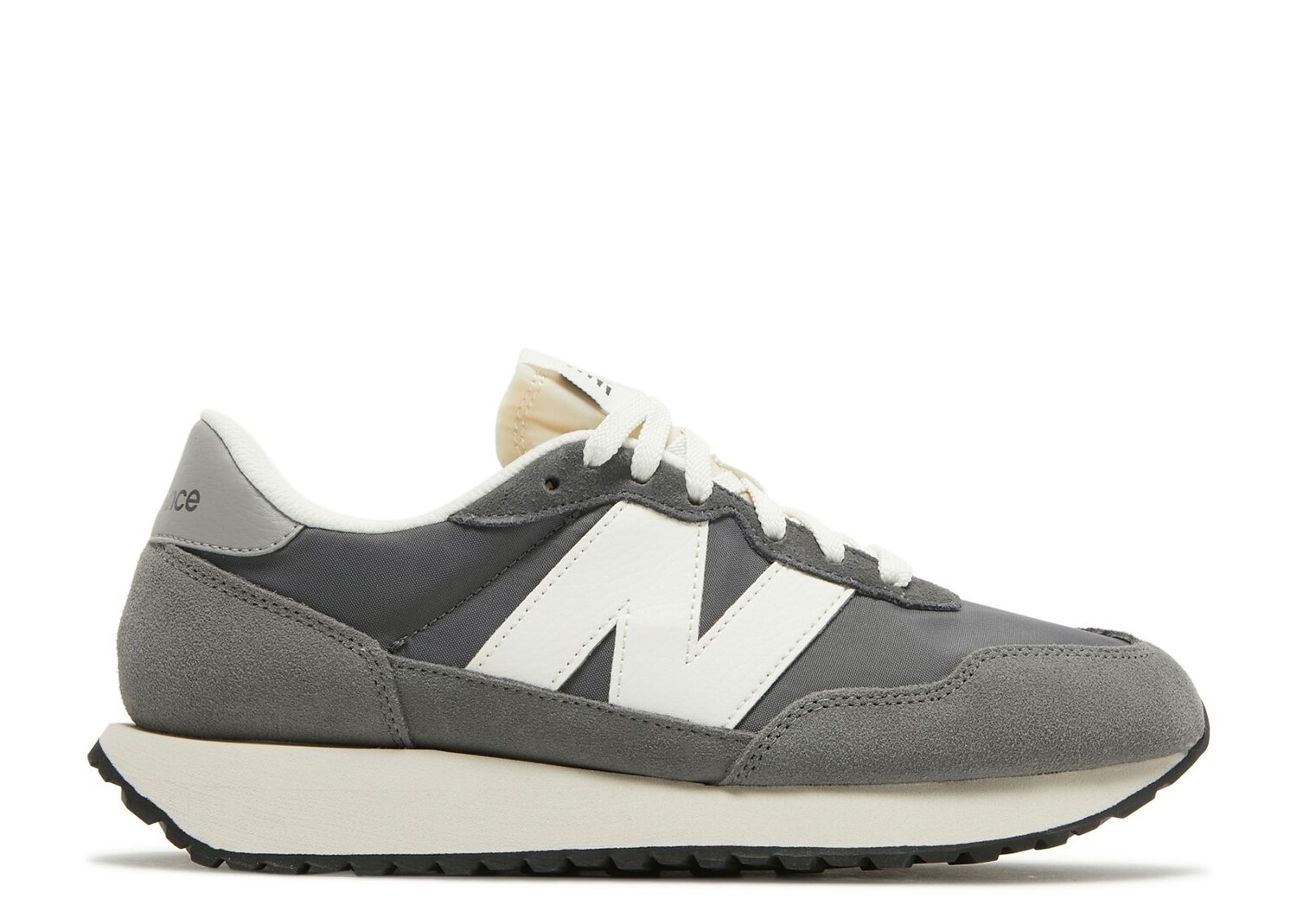 

Кроссовки New Balance Wmns 237 'Magnet', серый