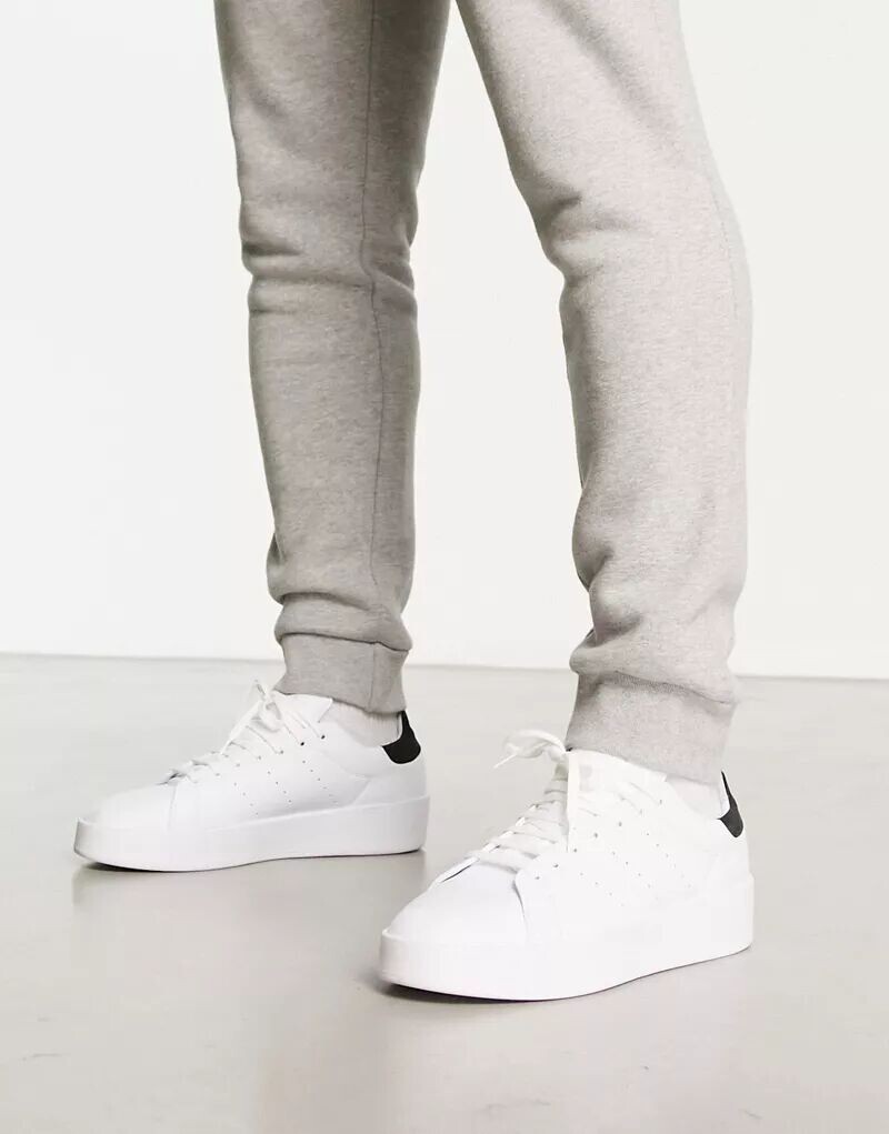 

Белые кроссовки adidas Originals Stan Smith Relasted