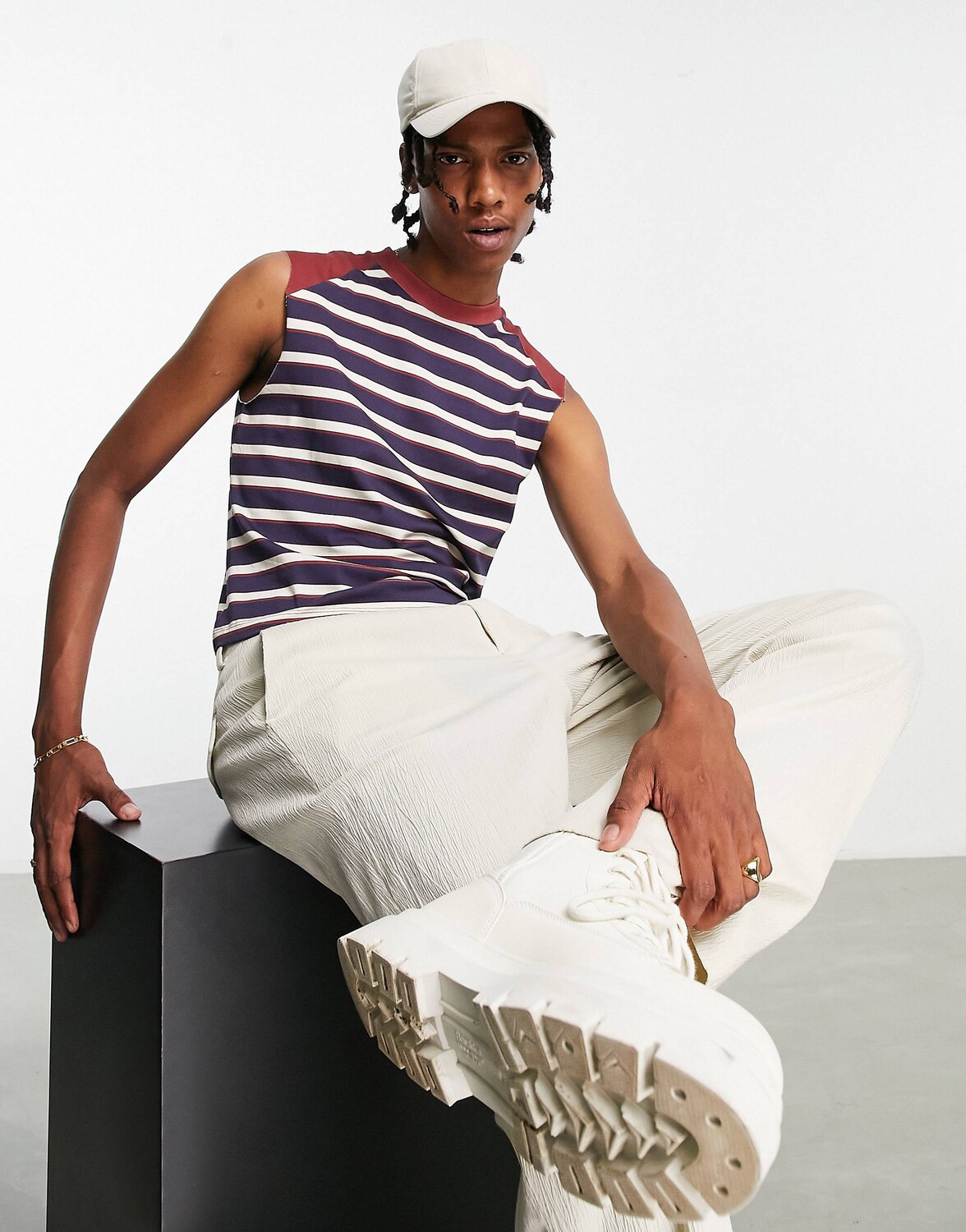 

Красный укороченный жилет в полоску ASOS DESIGN