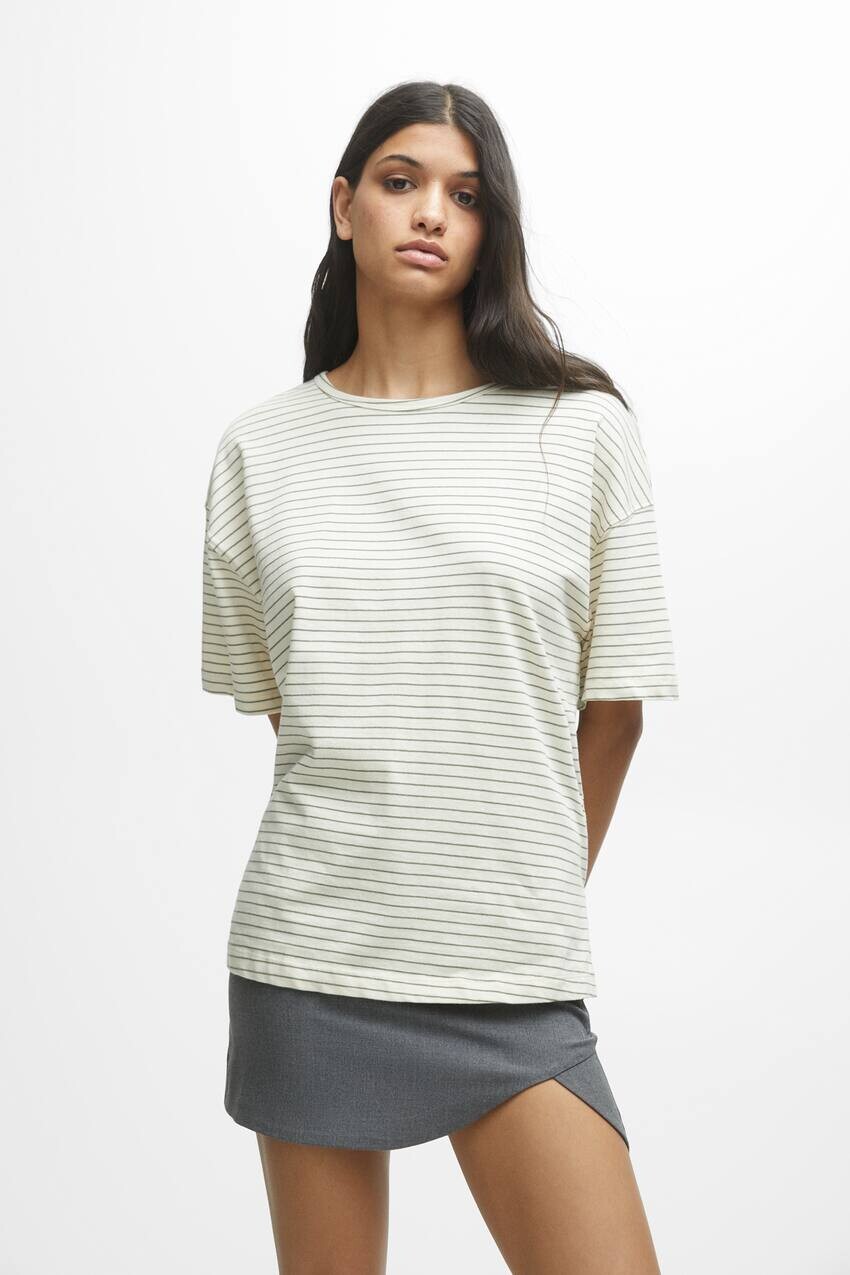 

Полосатая футболка с короткими рукавами Pull&Bear, экрю/хаки