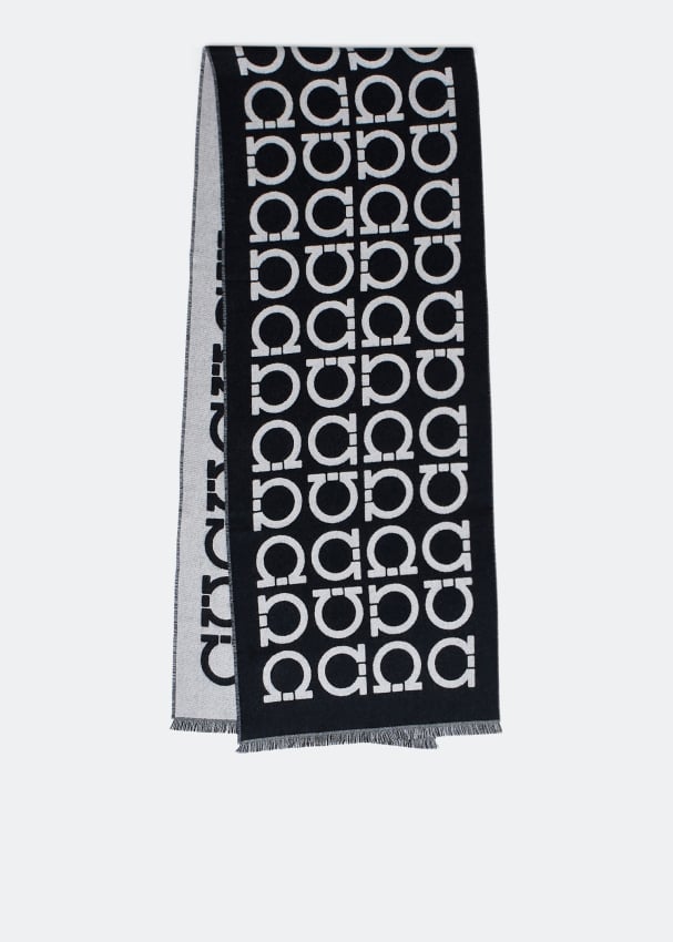 Шарф FERRAGAMO Gancini scarf, черный укороченный бомбер из шерсти с жаккардовым узором 4g givenchy синий