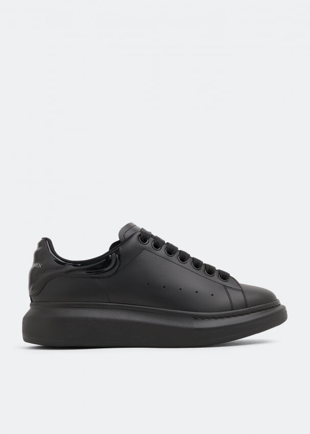 

Кроссовки ALEXANDER MCQUEEN Oversized leather sneakers, черный