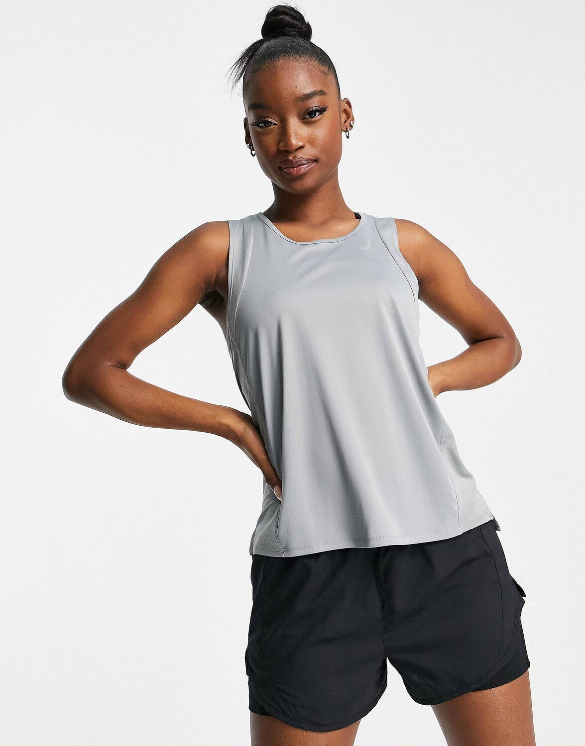 

Серый жилет Nike Running Race Day Singlet Dri-FIT