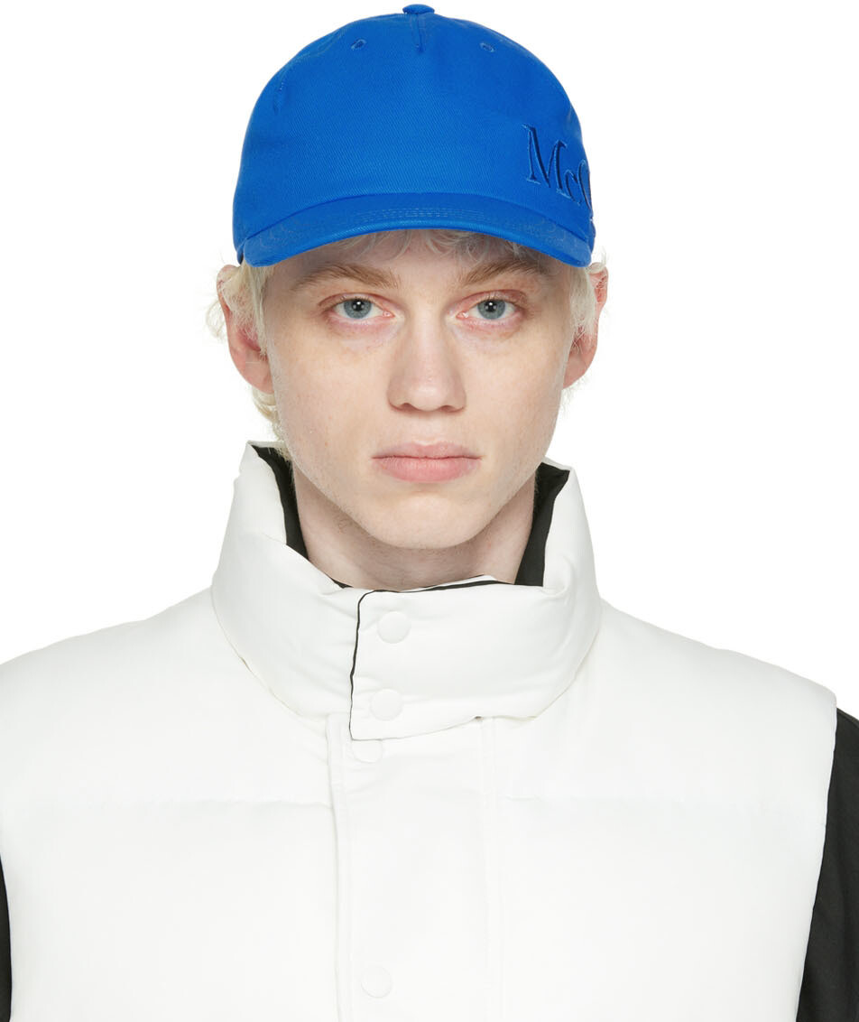 

Синяя кепка с логотипом Alexander McQueen