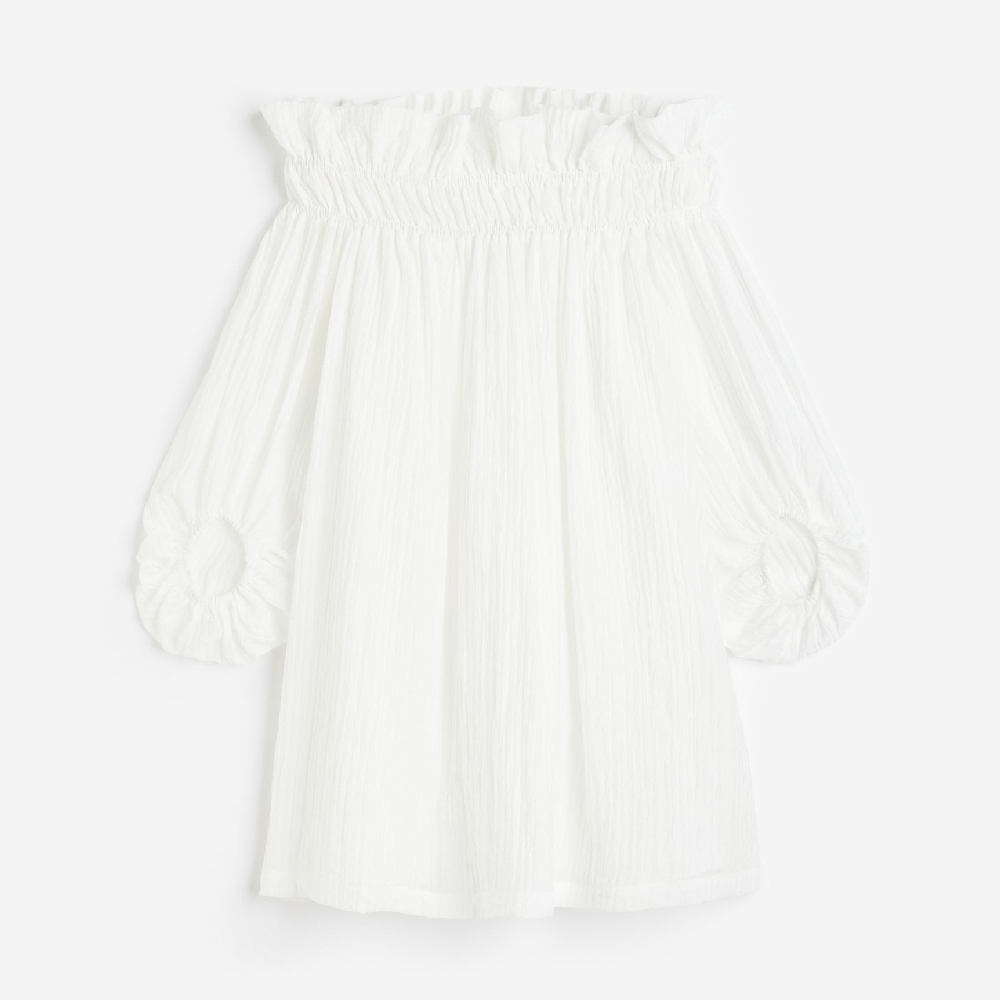 Платье H&M Oversized Off-the-shoulder, белый короткое платье с оборками длинные рукава 40 фиолетовый