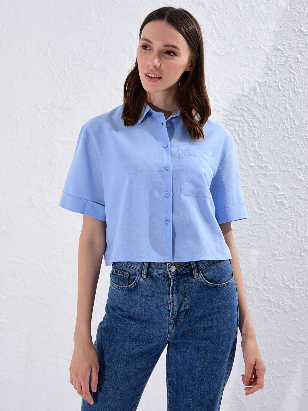 

Женская однотонная поплиновая рубашка из поплина с короткими рукавами LCW Casual