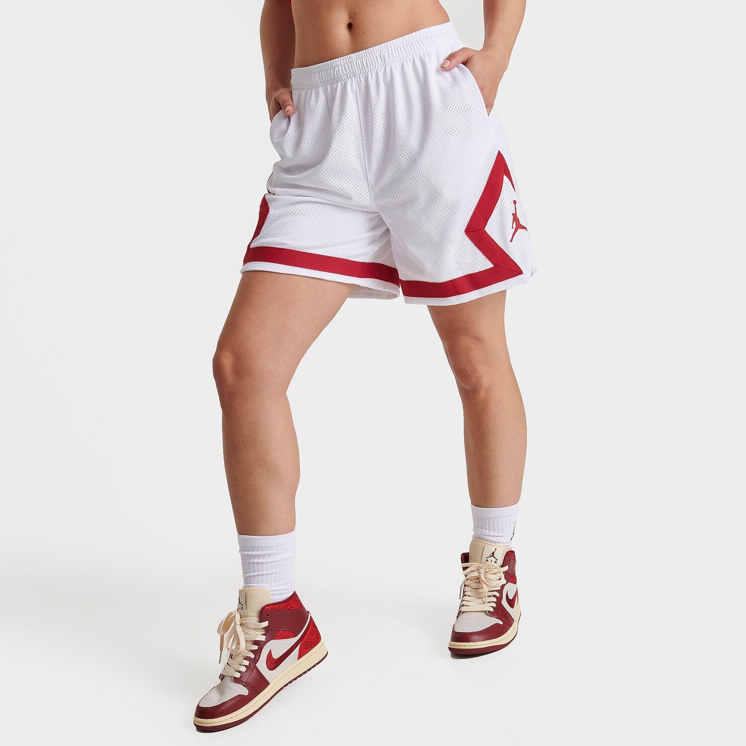 

Женские шорты Jordan Heritage Diamond, белый