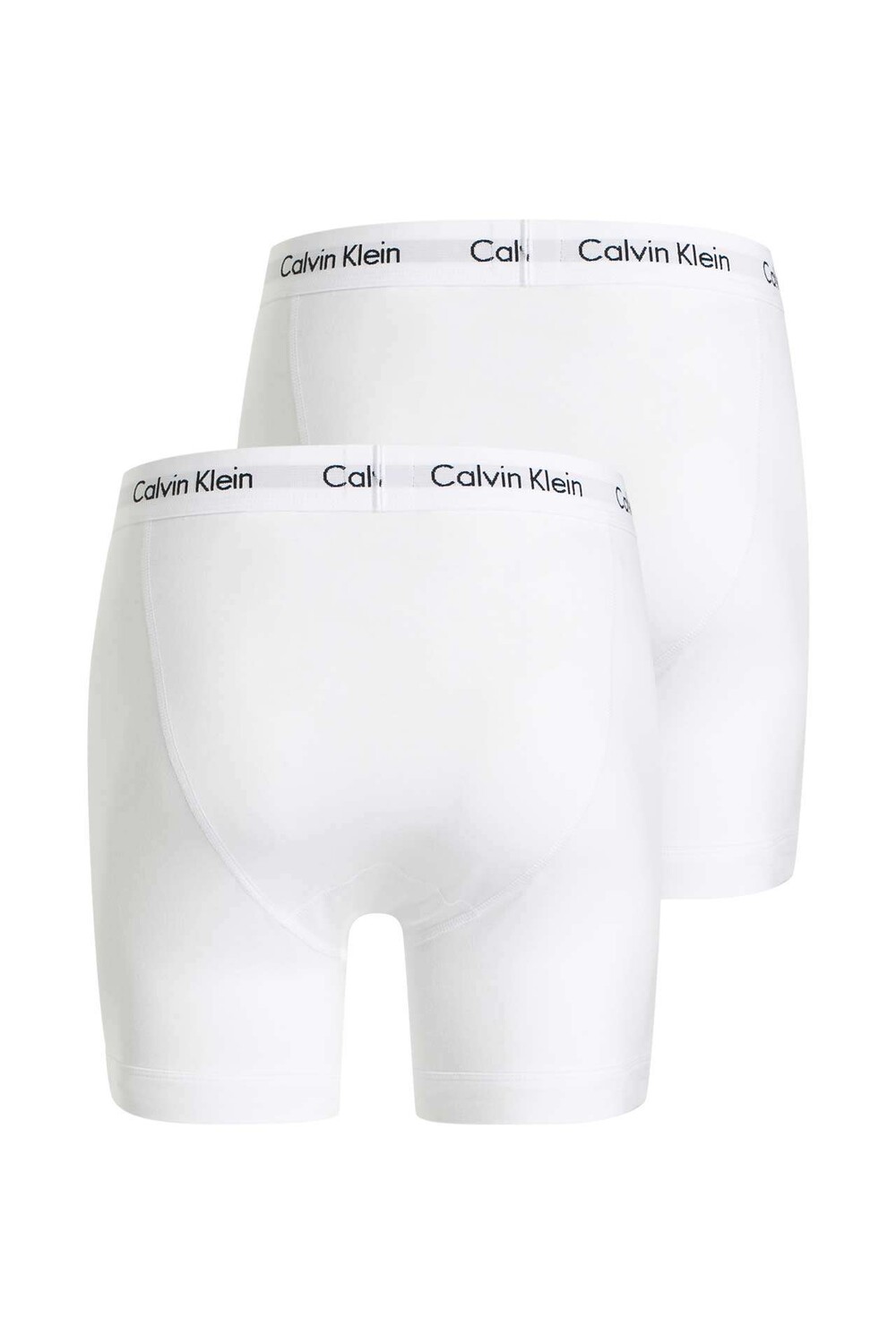 

В упаковке 2 труса-боксера белого цвета. Calvin Klein