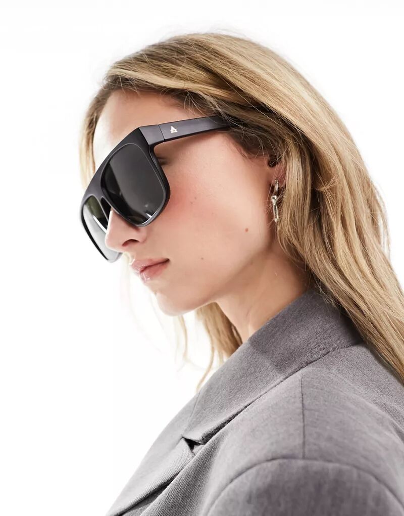 Черные солнцезащитные очки в D-образной оправе AIRE Eris