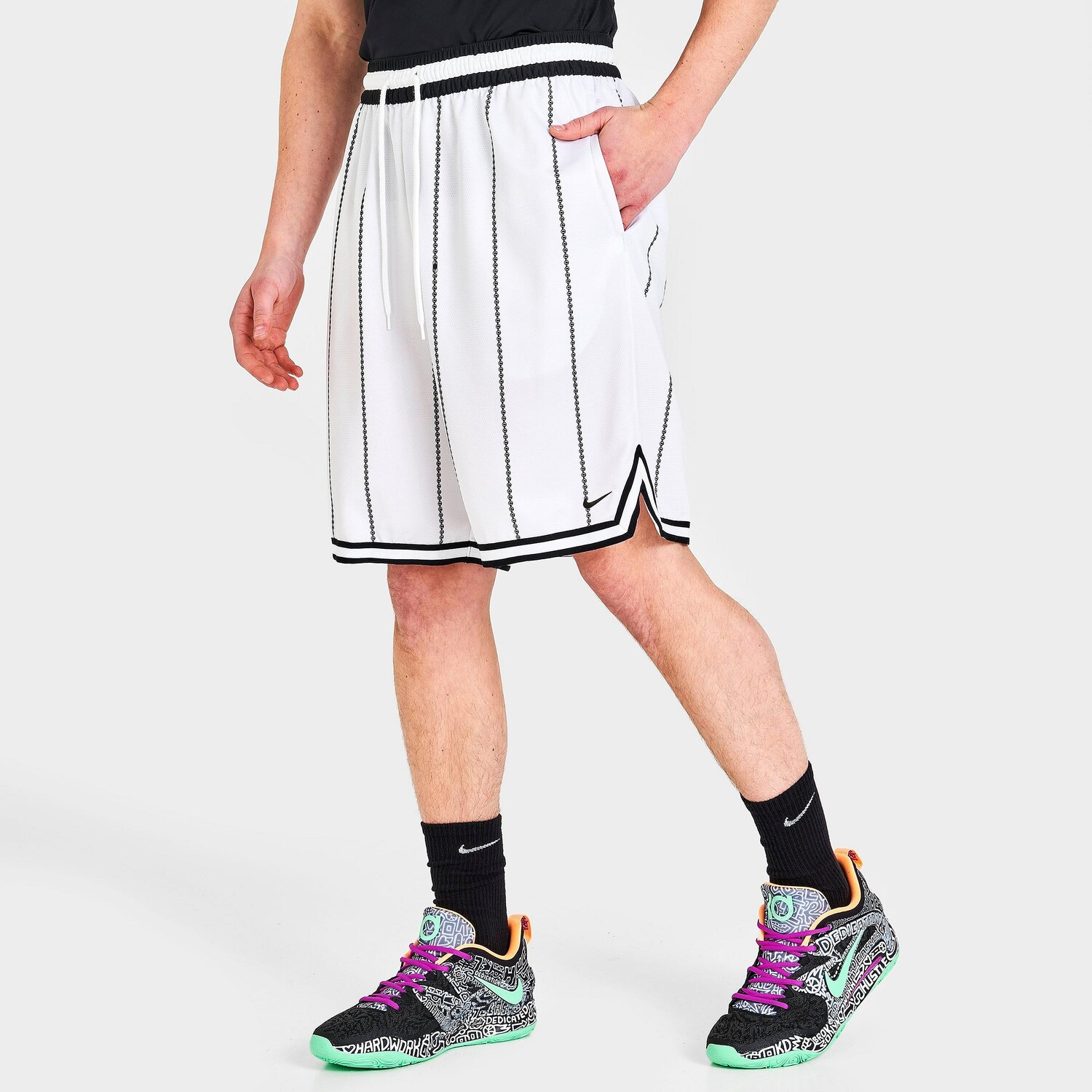 

Мужские баскетбольные шорты Nike Dri-FIT DNA 10 дюймов, белый