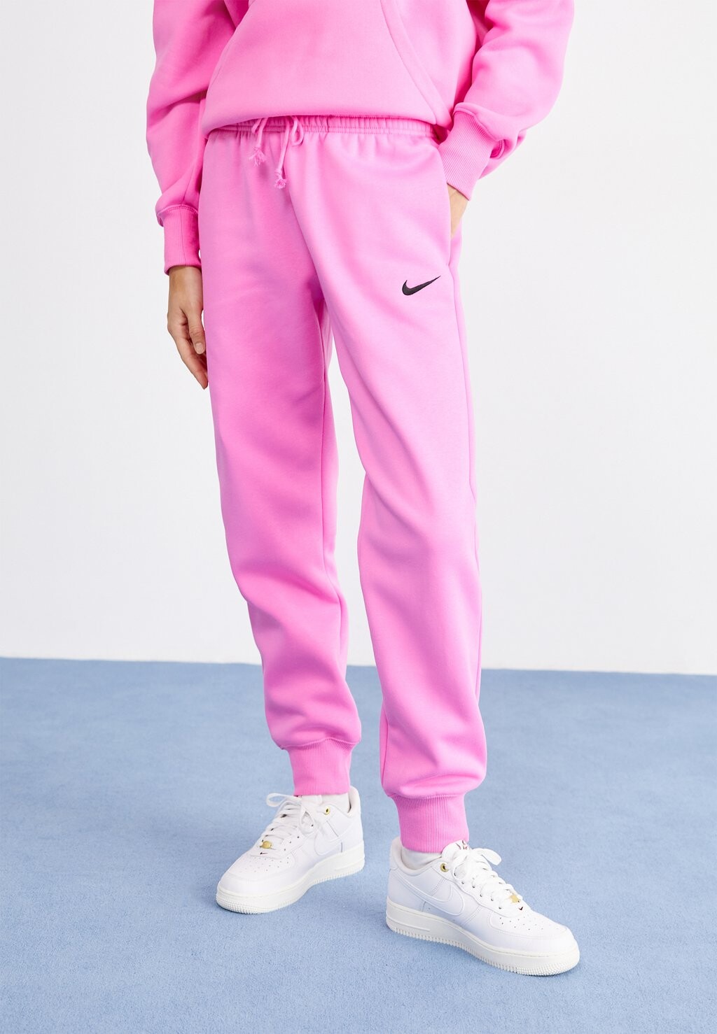 

Спортивные брюки Phoenix Pant Nike, цвет playful pink