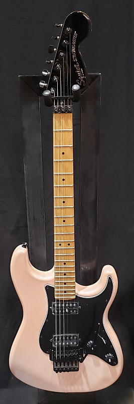 

Squier Contemporary Stratocaster HH FR Roasted 2021 - Present Shell Pink Pearl