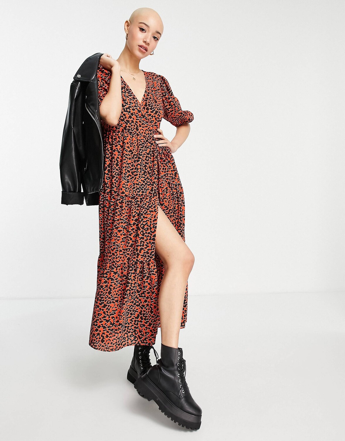

Красное ярусное платье миди с запахом спереди ASOS DESIGN