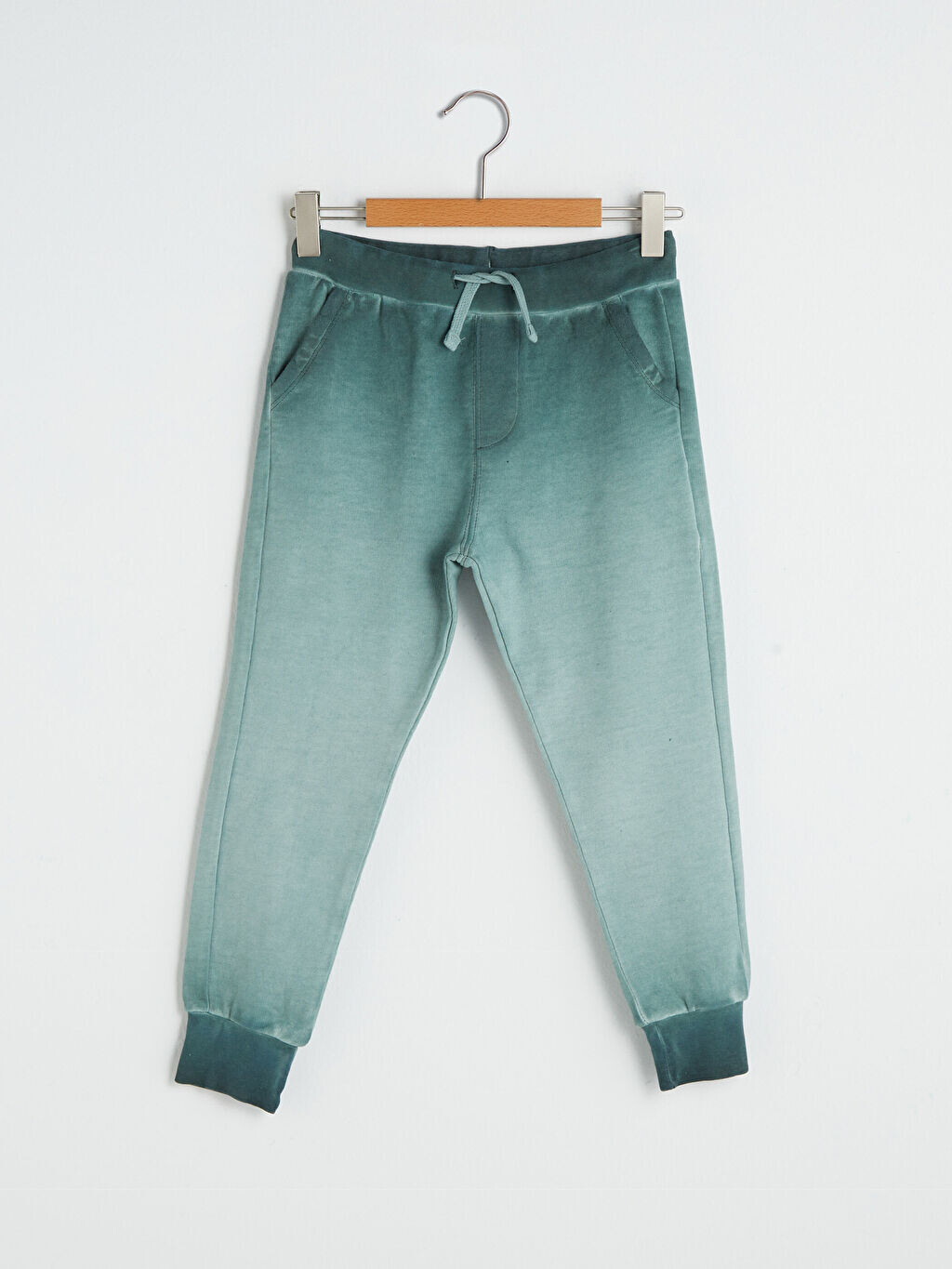 

Спортивные штаны Jogger для мальчиков с эластичной резинкой на талии LCW Kids