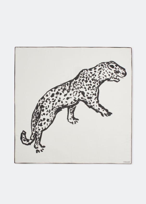 

Шарф FERRAGAMO Jaguar print shawl, белый