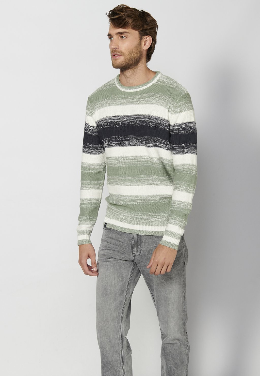 Вязаный свитер Koroshi, цвет verde