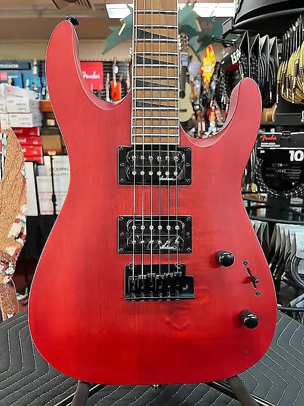 

Jackson JS Series Dinky Arch Top JS24 DKAM, гриф из карамелизированного клена, красное пятно JS Series Dinky Arch Top JS24 DKAM, Caramelized Maple Fingerboard, Red Stain