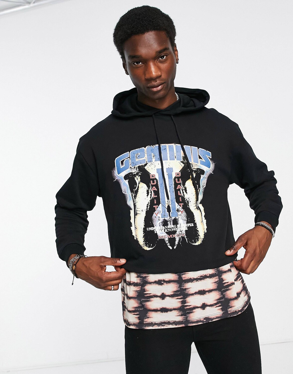 

Черная толстовка оверсайз ASOS DESIGN с двухслойным принтом тай-дай и принтом спереди ASOS DESIGN, Черный